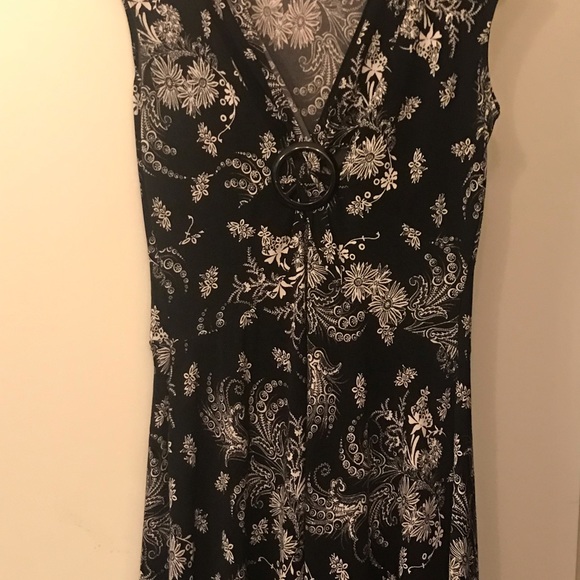 Dress - Picture 4 of 6